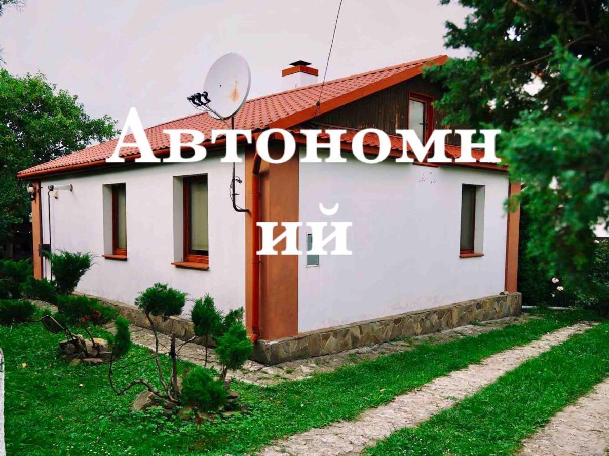 Sadyba Pochayiv Villa Pochaiv Exterior foto